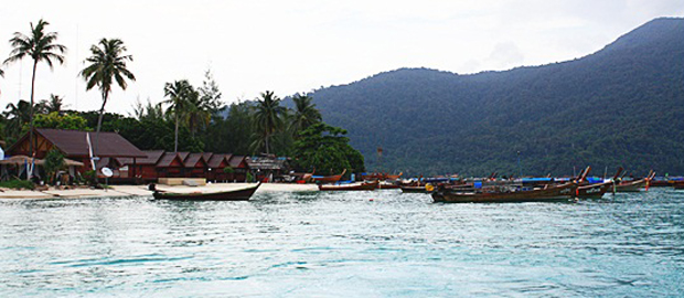 เตรียมตัวตะลอนทัวร์ เกาะหลีเป๊ะ